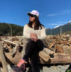 Meet your Posher, Gina